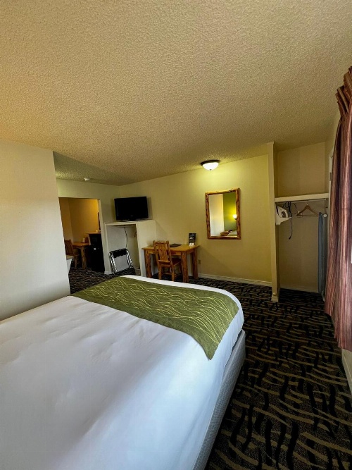 Cody Legacy Inn & Suites image 4